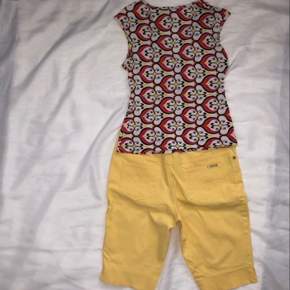 ✨Cute Summer Outfits. Top Lg, Shorts size 8 - Picture 8 of 16